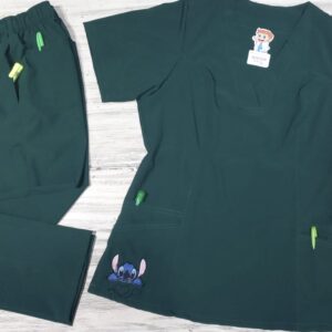 Promocion Uniforme Verde Pasto Cuello V Importado Lycra Bordado Stich